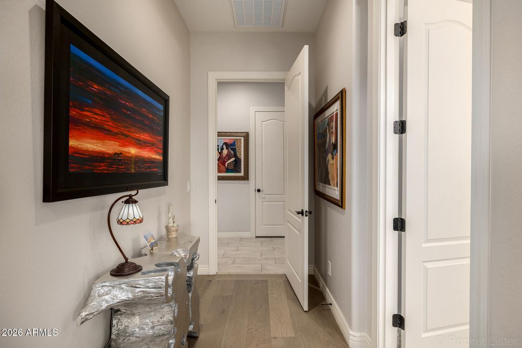 Image 35 of property listing at 23114 N 45th Place, Phoenix, AZ 85050