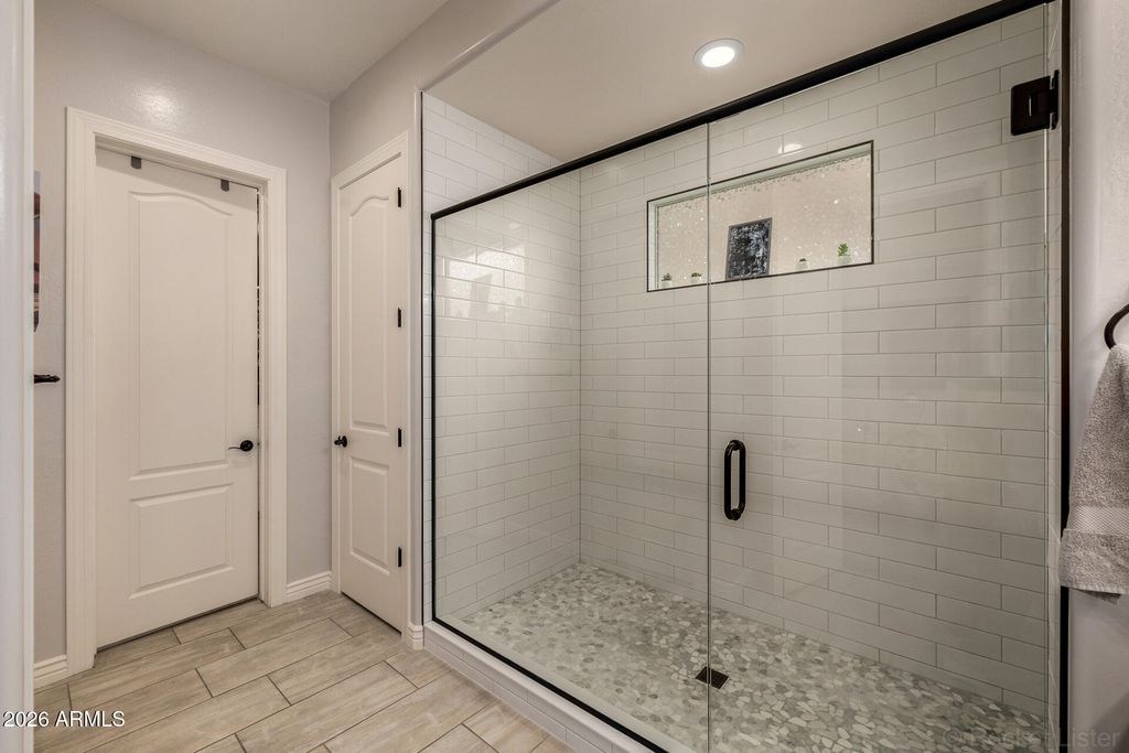 Image 37 of property listing at 23114 N 45th Place, Phoenix, AZ 85050