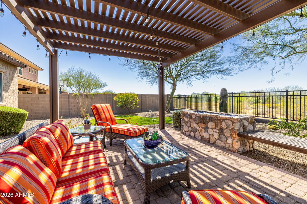 Image 58 of property listing at 23114 N 45th Place, Phoenix, AZ 85050