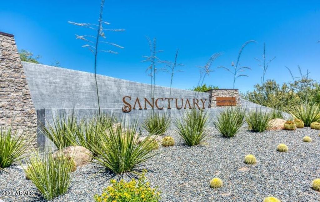 Image 96 of property listing at 23114 N 45th Place, Phoenix, AZ 85050