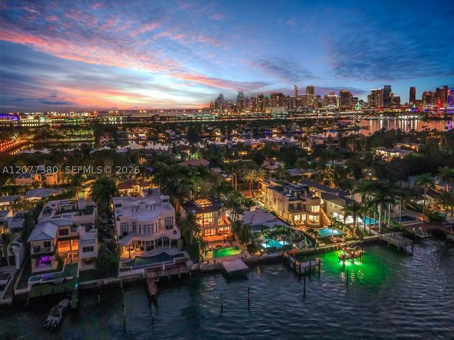 279 N Hibiscus Dr, Miami Beach, FL 33139