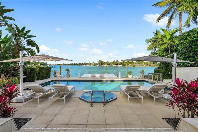 279 N Hibiscus Dr, Miami Beach, FL 33139