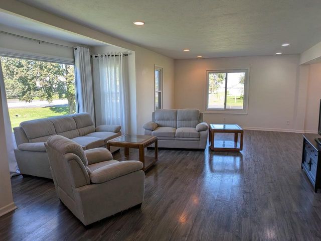 W7691 Lake Shore Road, Sharon, WI 53585