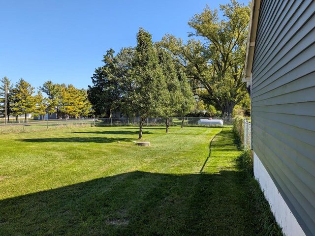 W7691 Lake Shore Road, Sharon, WI 53585