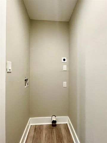 4504 Kingsbury Street, Houston, TX 77021