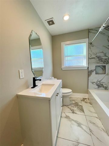 4504 Kingsbury Street, Houston, TX 77021