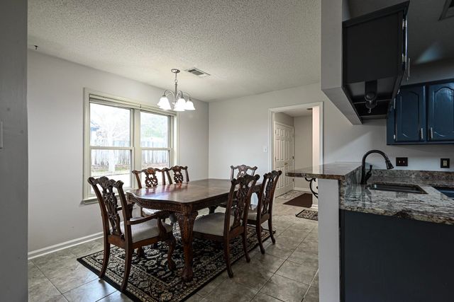 2995 WOODLAND ASH CV, Lakeland, TN 38002