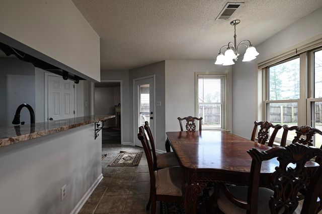 2995 WOODLAND ASH CV, Lakeland, TN 38002