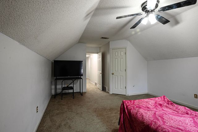 2995 WOODLAND ASH CV, Lakeland, TN 38002