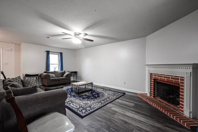 2995 WOODLAND ASH CV, Lakeland, TN 38002