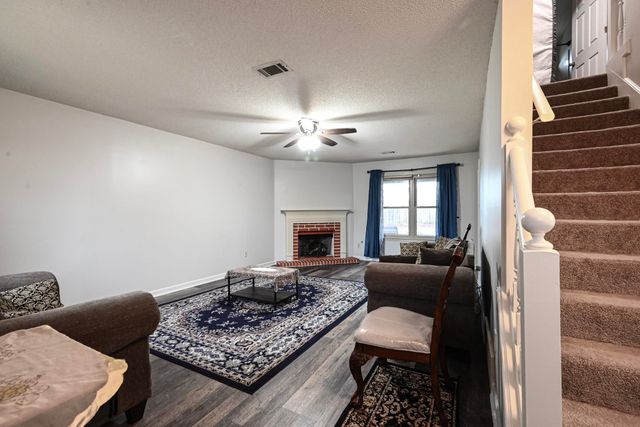 2995 WOODLAND ASH CV, Lakeland, TN 38002