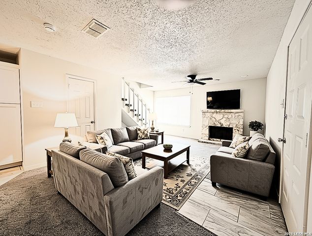 10527 Perrin Beitel Rd Apt D207, San Antonio, TX 78217