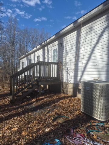 428 Ledbetter RD, Rocky Mount, VA 24151