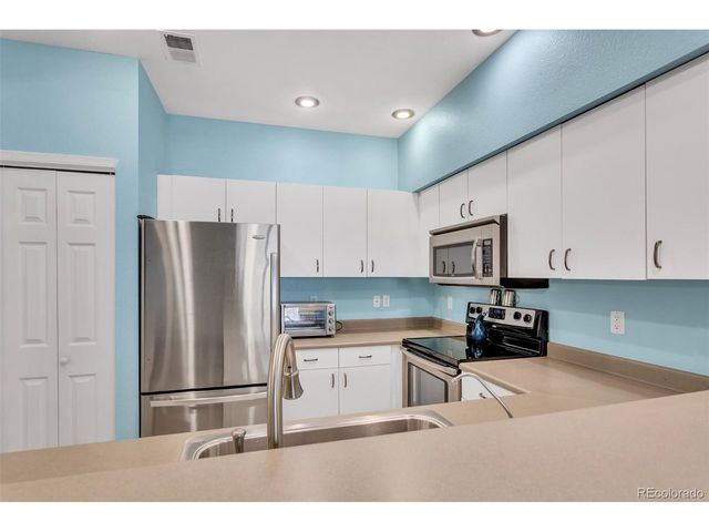 6424 Silver Mesa Dr B, Highlands Ranch, CO 80130