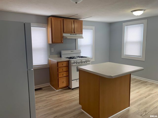 2006 E CARDINAL Court, Peoria, IL 61616