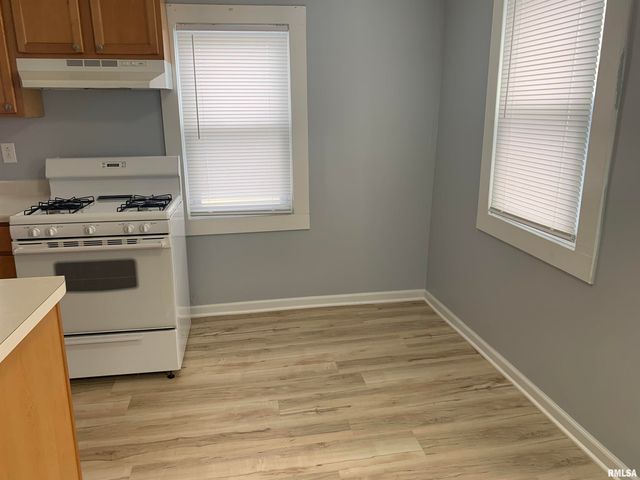 2006 E CARDINAL Court, Peoria, IL 61616