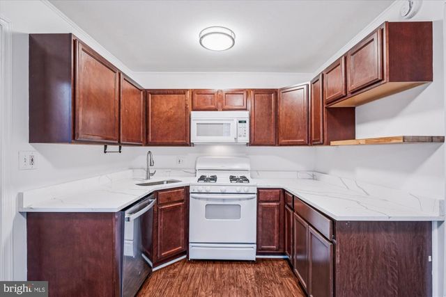 9704 48TH PL, College Park, MD 20740