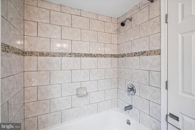 9704 48TH PL, College Park, MD 20740