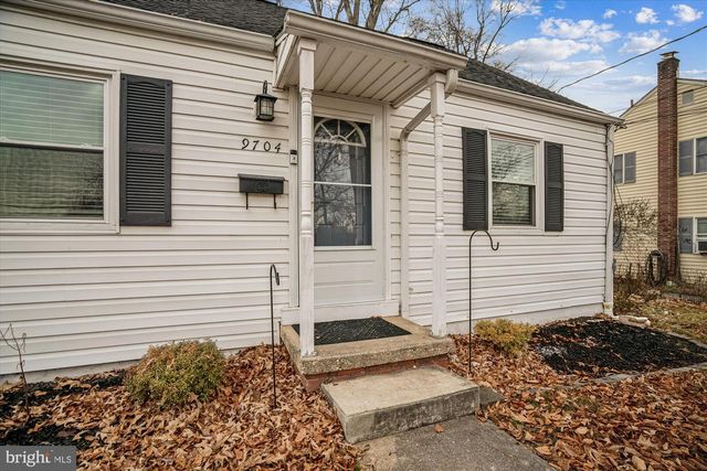 9704 48TH PL, College Park, MD 20740