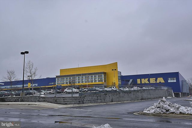 9704 48TH PL, College Park, MD 20740