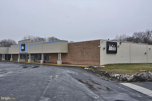 9704 48TH PL, College Park, MD 20740