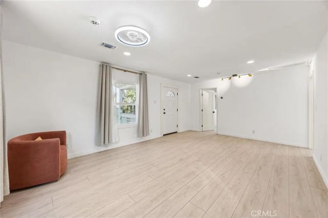 450 N Holliston, Pasadena, CA 91106
