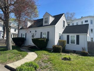82 Belmont Ave, Brockton, MA 02301