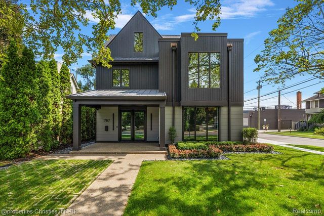 787 Ann Street, Birmingham, MI 48009