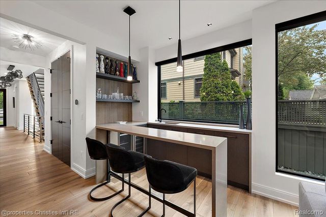 787 Ann Street, Birmingham, MI 48009