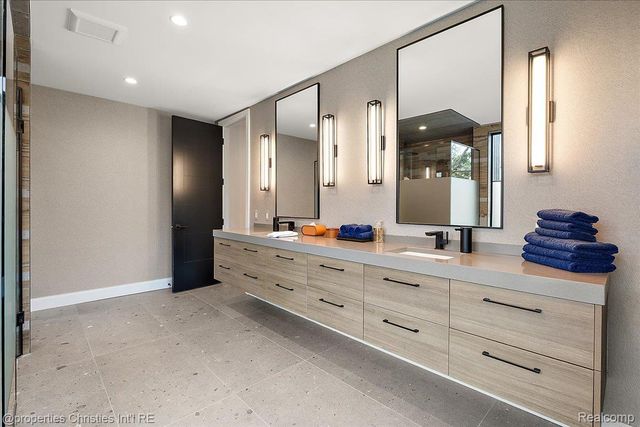 787 Ann Street, Birmingham, MI 48009