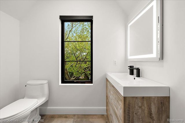 787 Ann Street, Birmingham, MI 48009