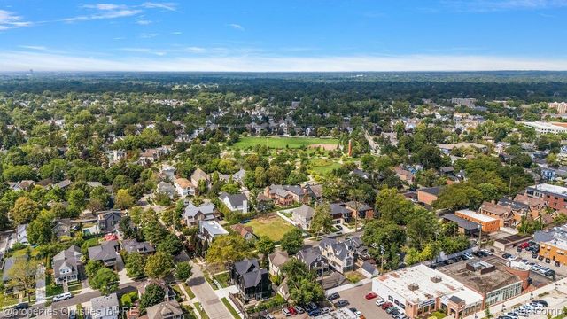 787 Ann Street, Birmingham, MI 48009