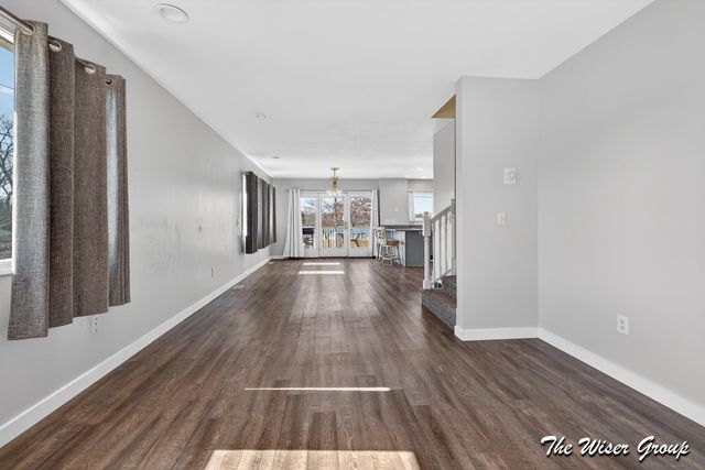 51536 Summit Street, Paw Paw, MI 49079