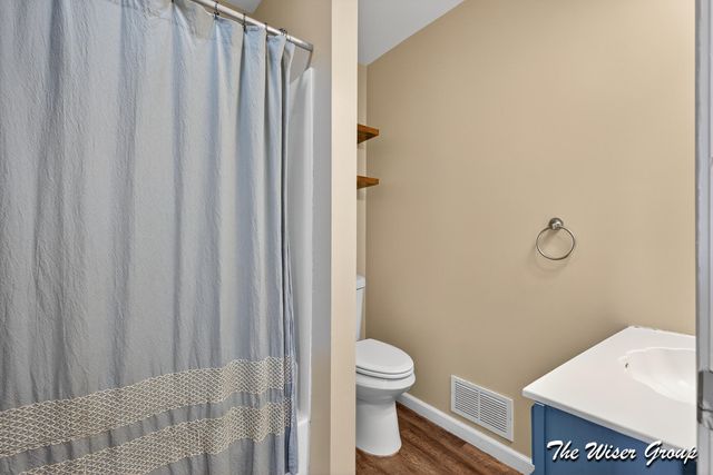 51536 Summit Street, Paw Paw, MI 49079