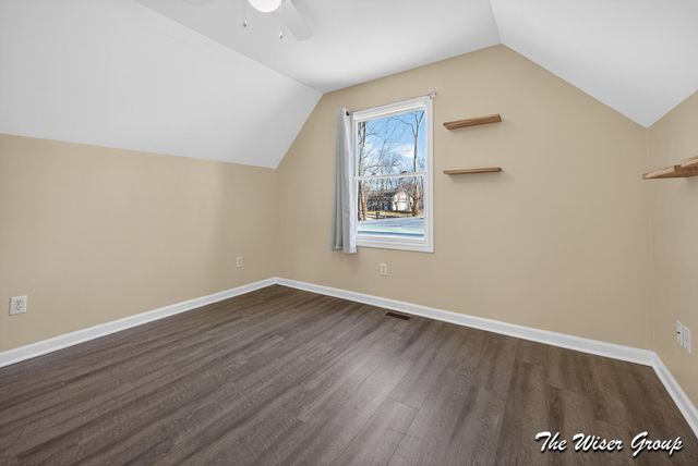 51536 Summit Street, Paw Paw, MI 49079