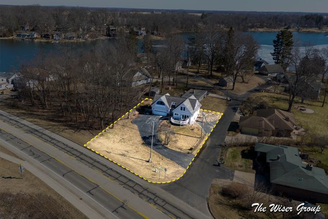 51536 Summit Street, Paw Paw, MI 49079