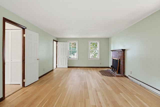 88 Darren Dr., Brockton, MA 02301