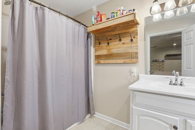 728 Dobbins Pike, Gallatin, TN 37066