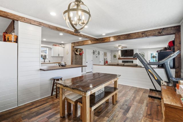 728 Dobbins Pike, Gallatin, TN 37066