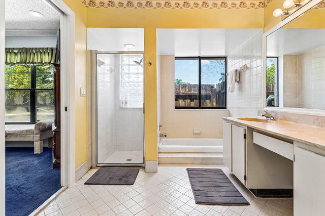 9792 Majorca Place, Boca Raton, FL 33434