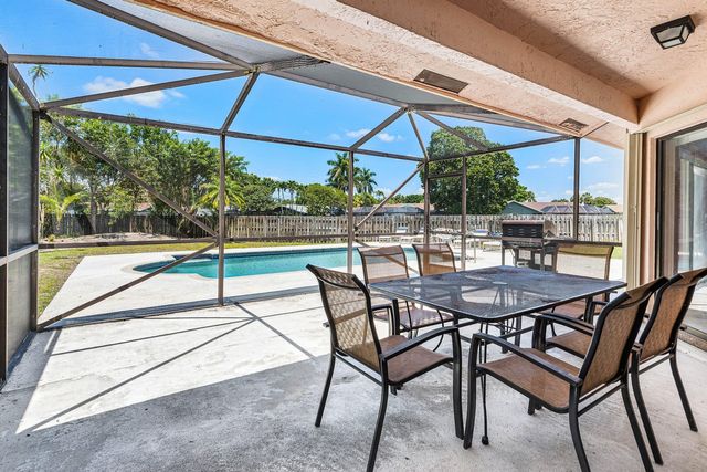 9792 Majorca Place, Boca Raton, FL 33434