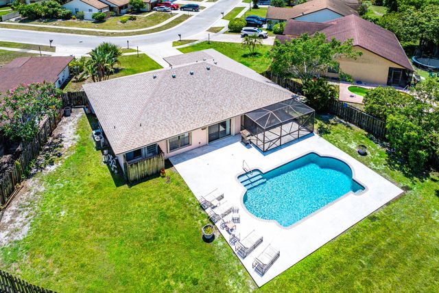 9792 Majorca Place, Boca Raton, FL 33434