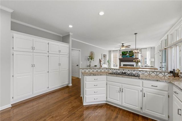 12316 Rosewood Street, Overland Park, KS 66209