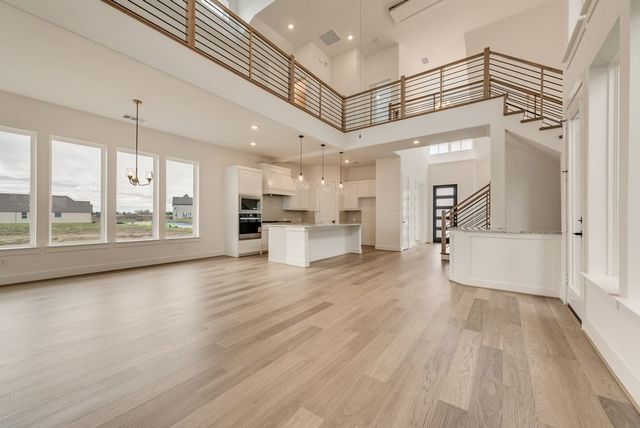 211 Golden Run Drive, Fate, TX 75189