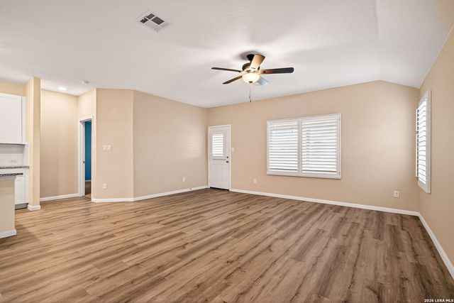 1921 Grey Wagtail, New Braunfels, TX 78130