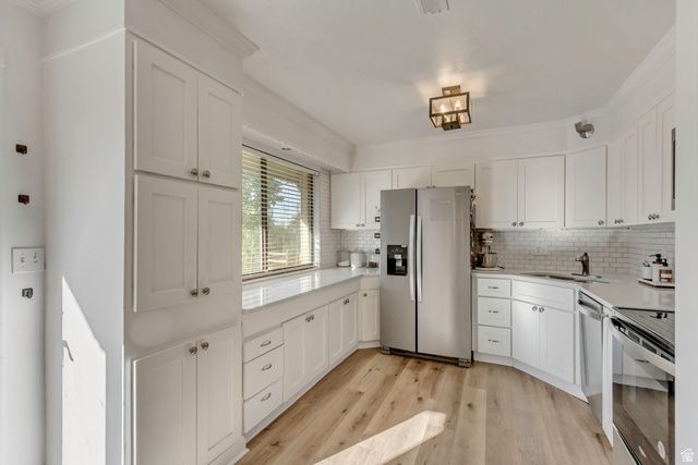 360 E CENTER ST, Centerville, UT 84014