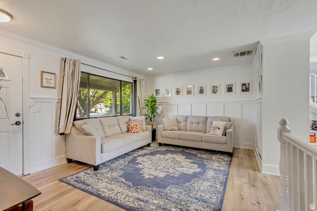 360 E CENTER ST, Centerville, UT 84014