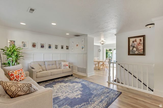 360 E CENTER ST, Centerville, UT 84014