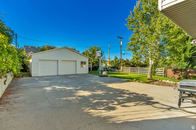 360 E CENTER ST, Centerville, UT 84014