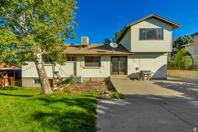 360 E CENTER ST, Centerville, UT 84014
